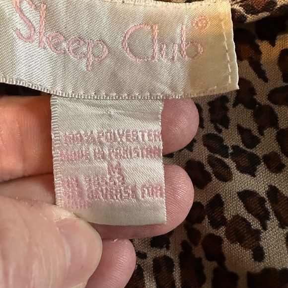 Sleep Club Sheer Knee Length Lightweight Animal Print Robe. SZ Medium. Tie Close - Picture 7 of 7